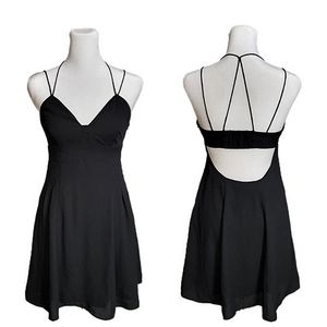 NWOT Express strappy baby doll mini dress in black Sz 2, side zipper lined skirt
